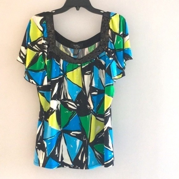 Sandra & Andre dressy shirt. Very cute on. Gorgeous colors. Size M - Picture 3 of 9